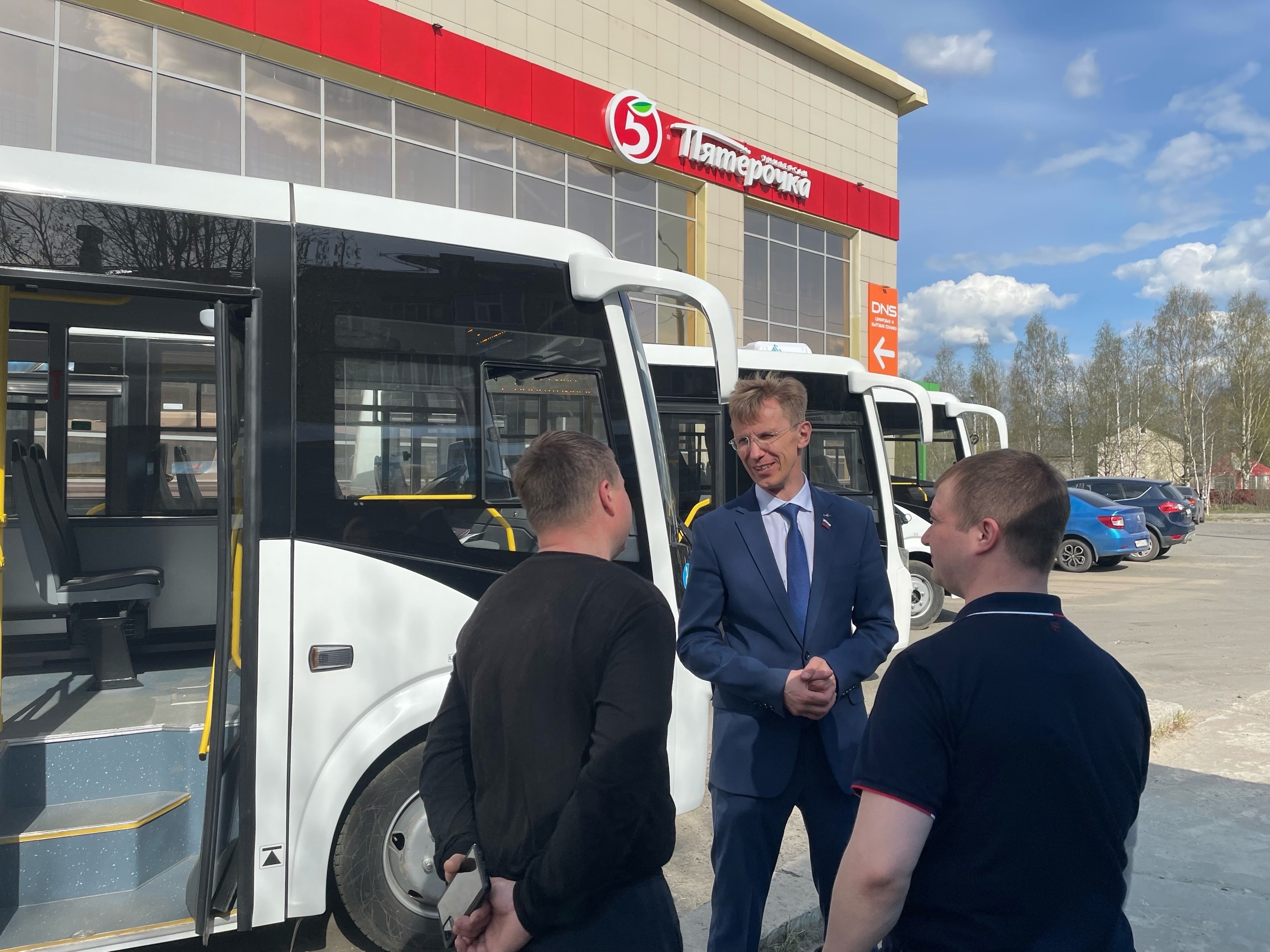 Сегодня на дачный маршрут выйдут пять новых автобусов | 17.05.2023 |  Новодвинск - БезФормата